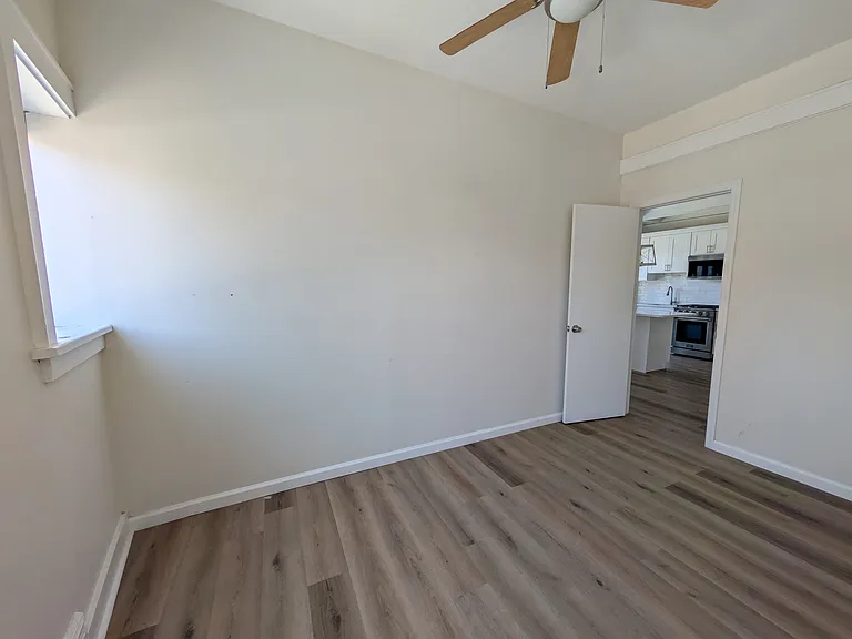629B Valley Pl #1 — Photo 10
