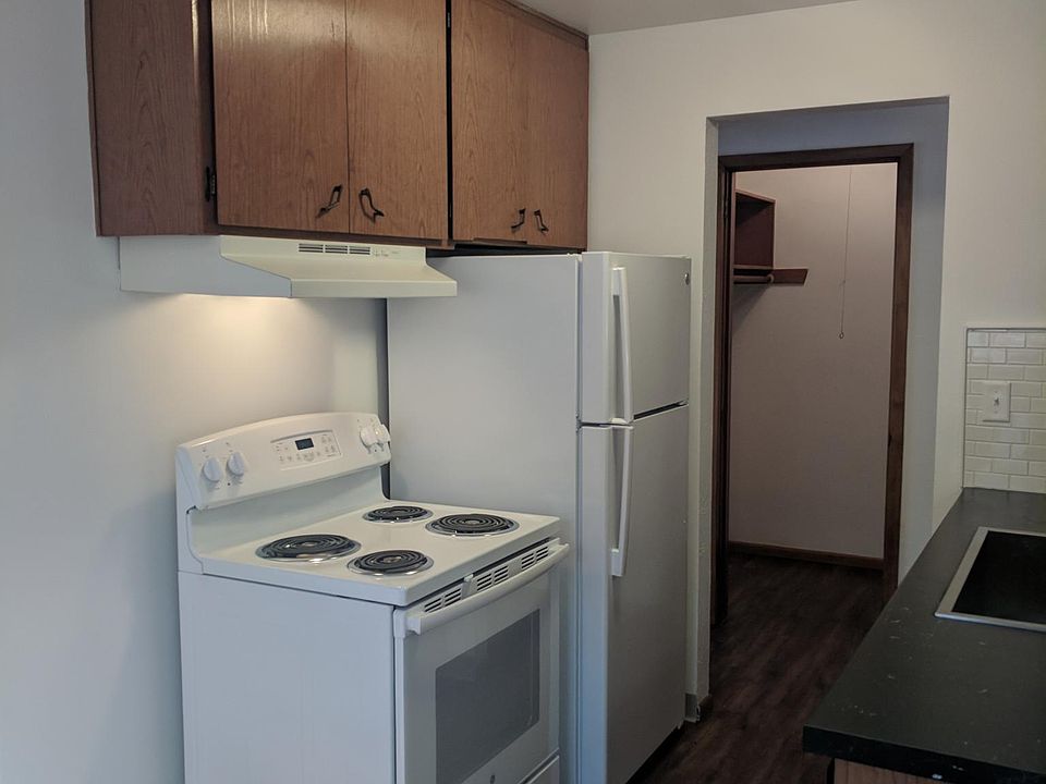 1st image of 1769 Carroll Ave APT 01