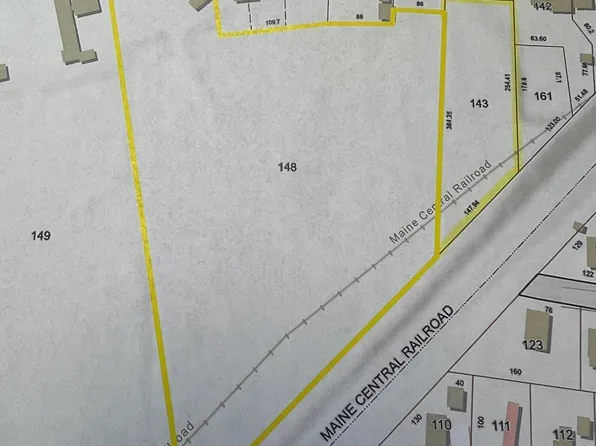 66&80 W Broadway, Lincoln, ME 04457