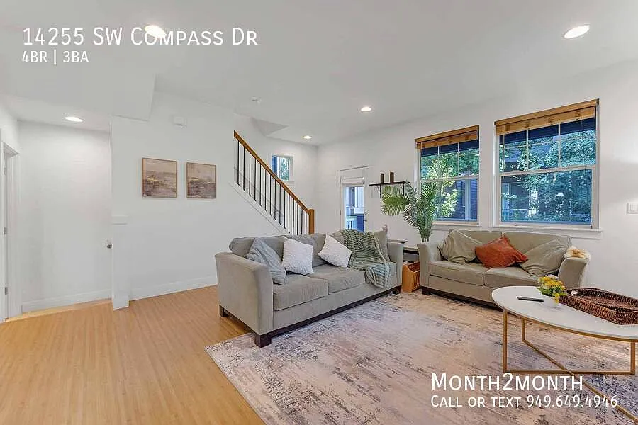 Sunny Getaway on Compass Dr — Photo 2