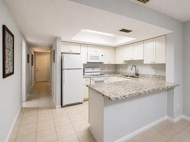9262 Green Meadows Way — Photo 4