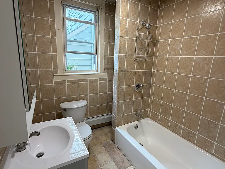 85 Arlington Ave #1 — Photo 9