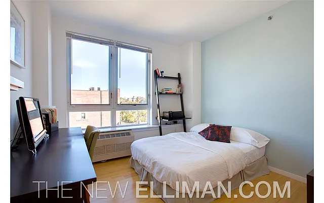 Sold by Douglas Elliman | media 4