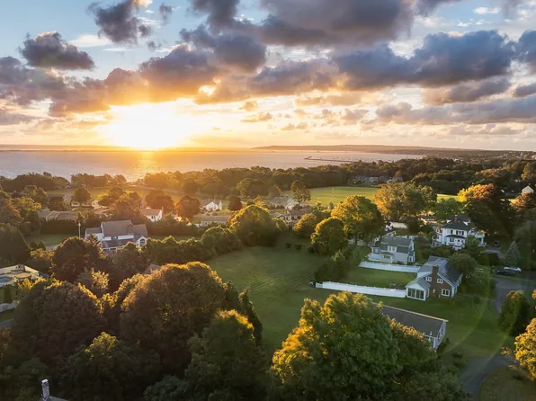 278 Court St Unit 101, Plymouth, MA 02360
