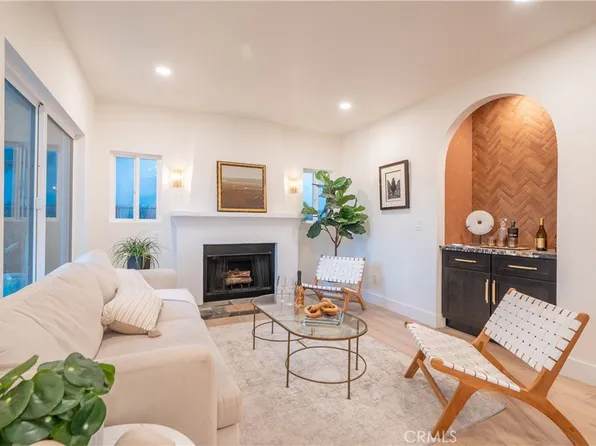 6325 Long St, Los Angeles, CA 90043