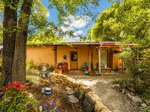 400 Maria Lane, Taos, NM 87571