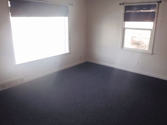 4th image of 583 Leona Dr