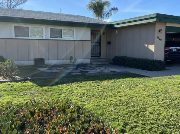 8529 De Vos Dr, Santee, CA 92071