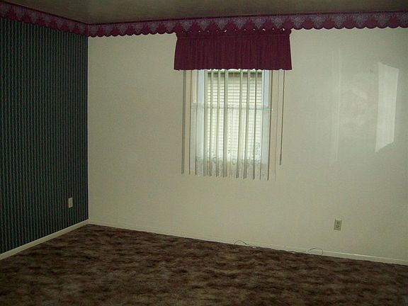 2nd image of 3128 Lawton Ave