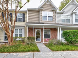 8157 Shadow Oak Dr, North Charleston, SC 29406