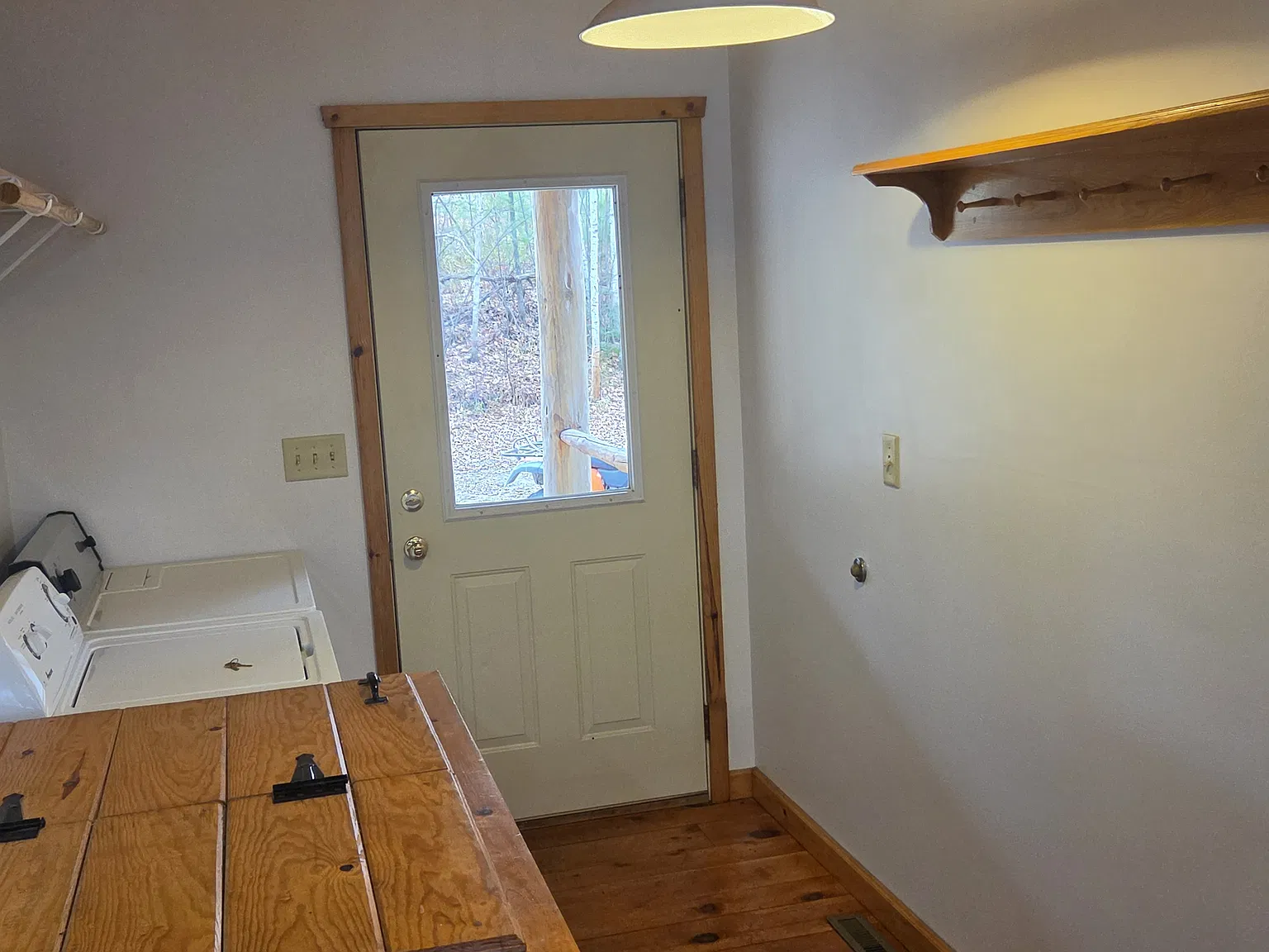 2 bed, 1.5 bath, 1250 sqft, $1,350 — Photo 3