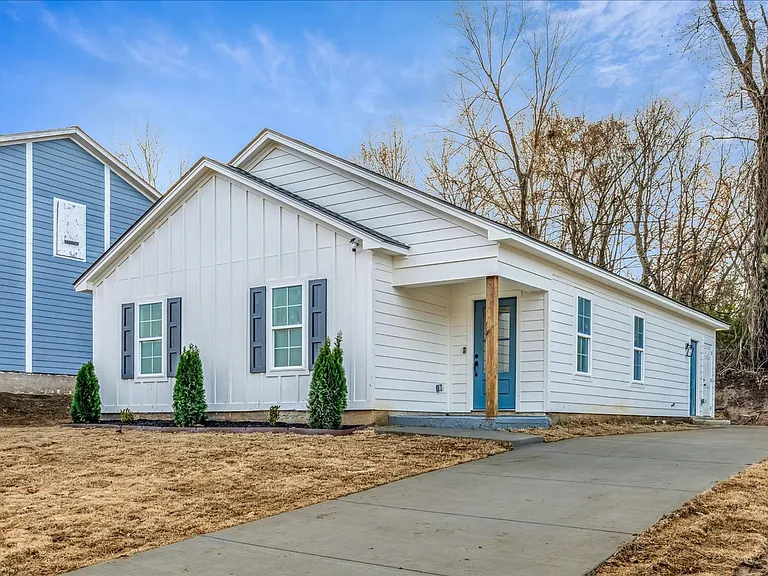 4093 Twilight Ave — Photo 2