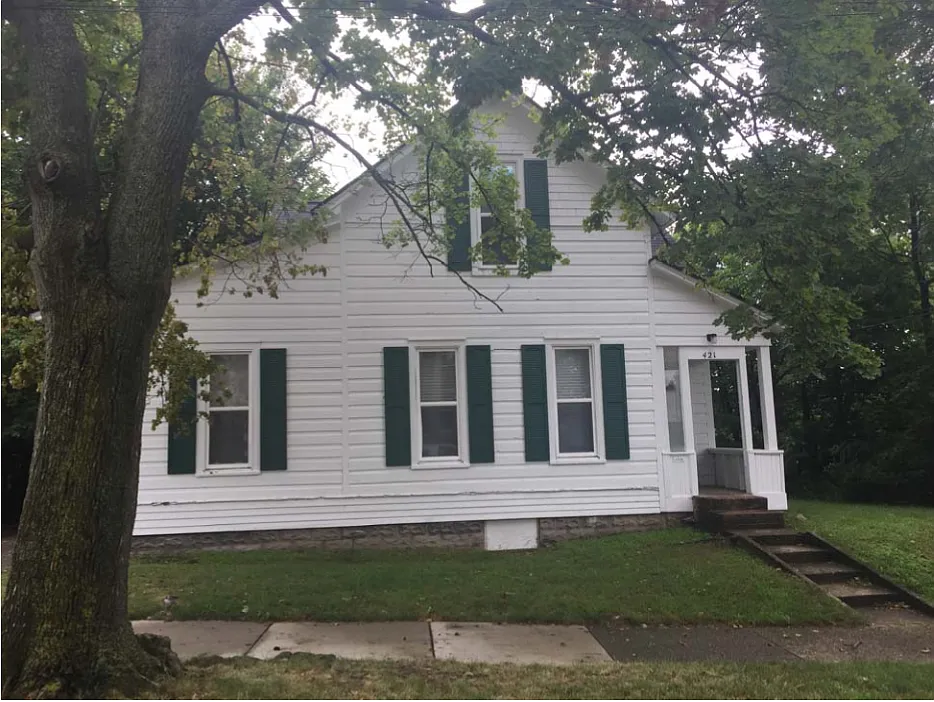 Building Photo - 421 Stone St