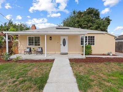 2301 Poplar Ave, East Palo Alto, CA, 94303