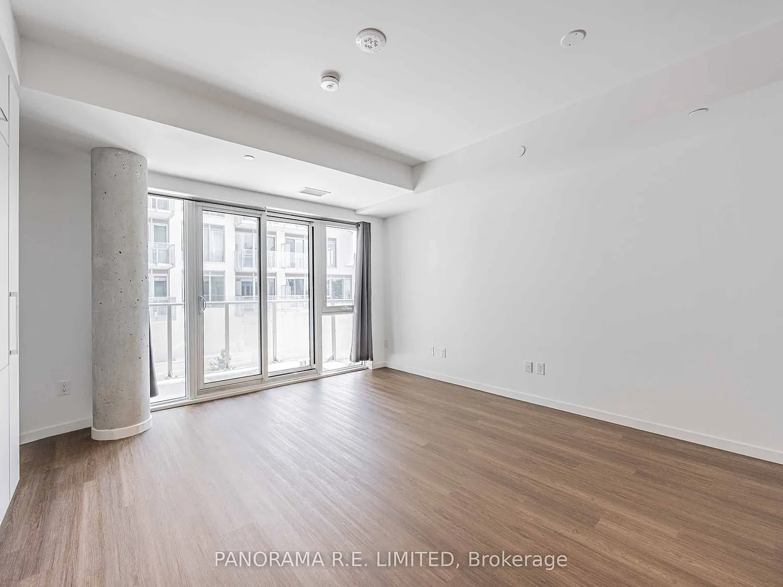1 bed, $2,100 — Photo 3