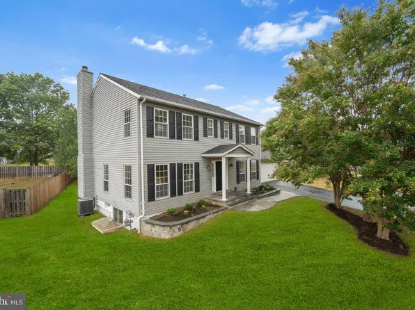 1401 Kingsvale Cir, Herndon, VA 20170