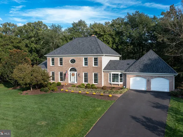 9705 Rambling Ridge Ct, Fairfax Station, VA 22039