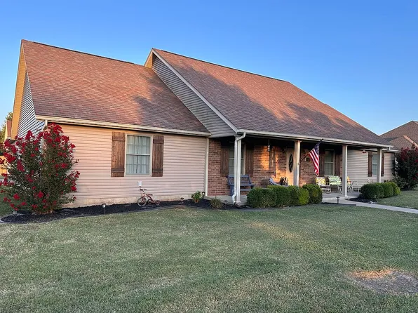 2424 Jonathan St, Carthage, MO 64836