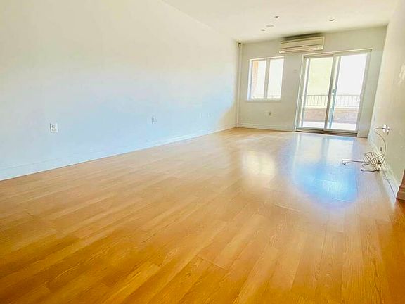 3rd image of 32-14 30th Ave #3