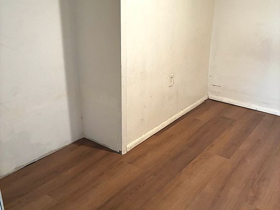 4th image of 508 New York Ave APT 1