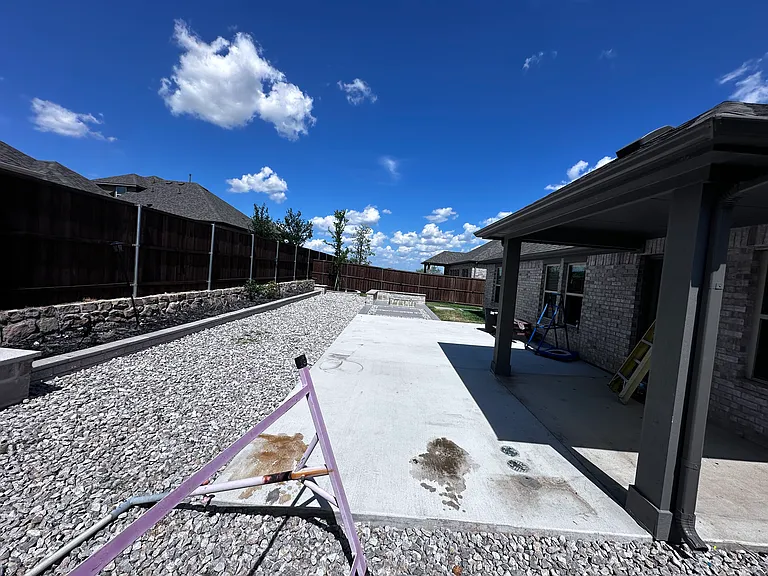 1137 Chandler Dr — Photo 3