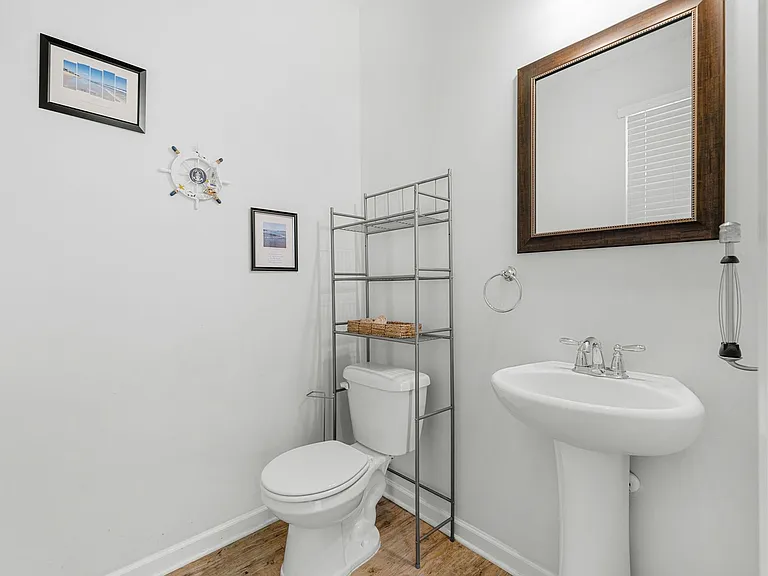 206 J Belton Ct — Photo 11