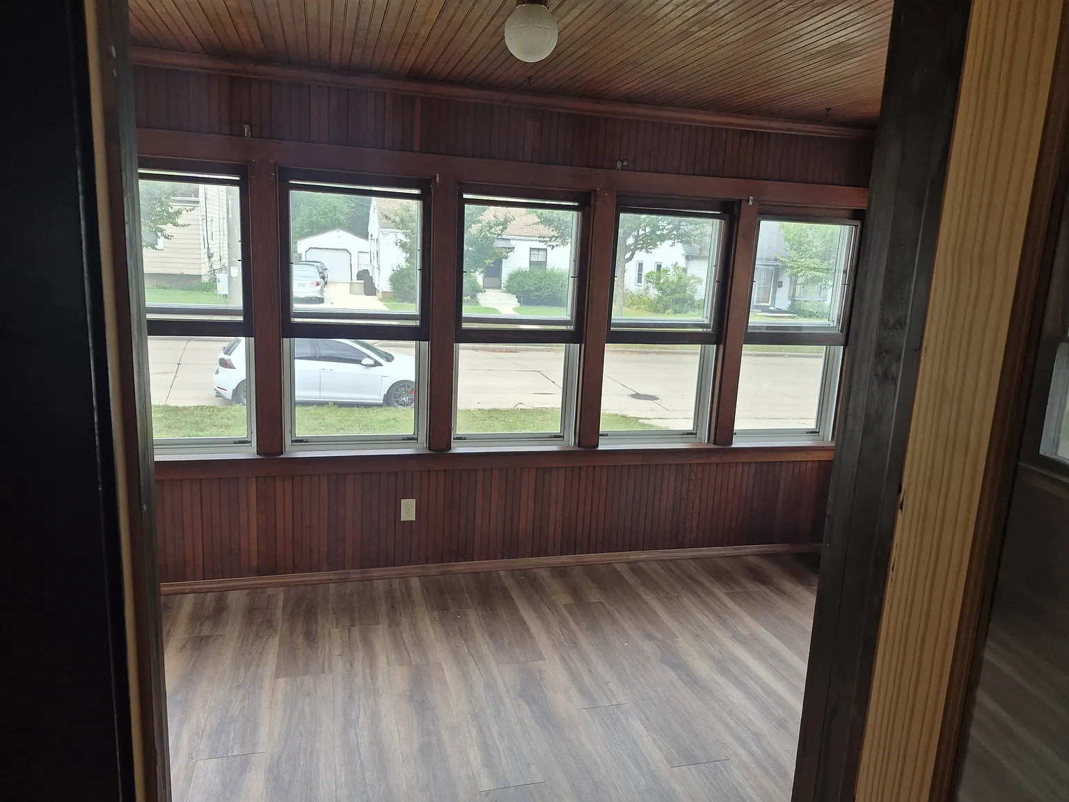 S Kernan Ave, Appleton — Photo 3