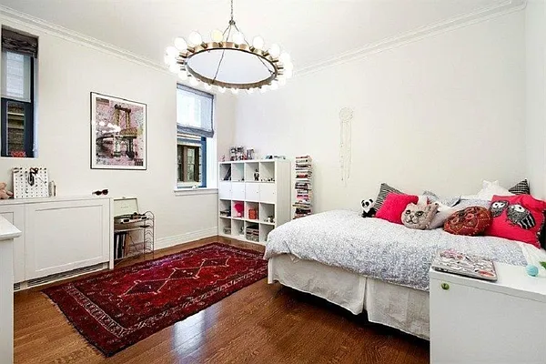 Rented by Corcoran | media 40