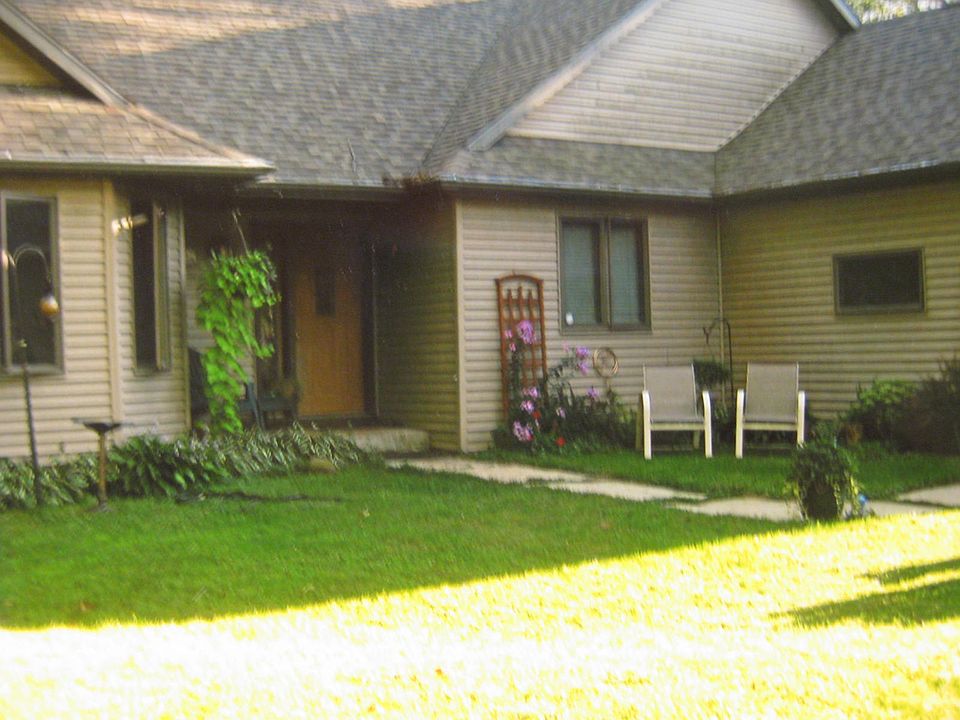 1st image of 514 Lake Wis Dr