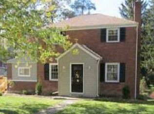 2014 Elmbrook Ln, Pittsburgh, PA 15243