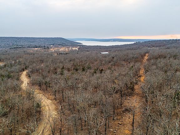 3rd image of 350 Caswell Rd Tract 4