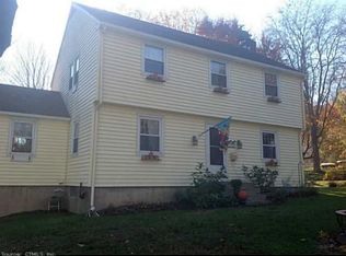 16 Oak Knoll Rd, East Hampton, CT 06424