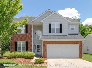 11111 Travis Gulch Dr, Charlotte, NC 28277