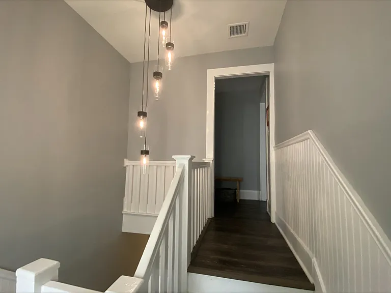 1 Lansing Pl #2 — Photo 2