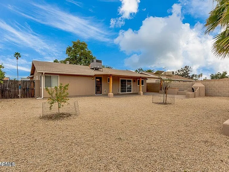 6808 E Sandra Ter — Photo 11