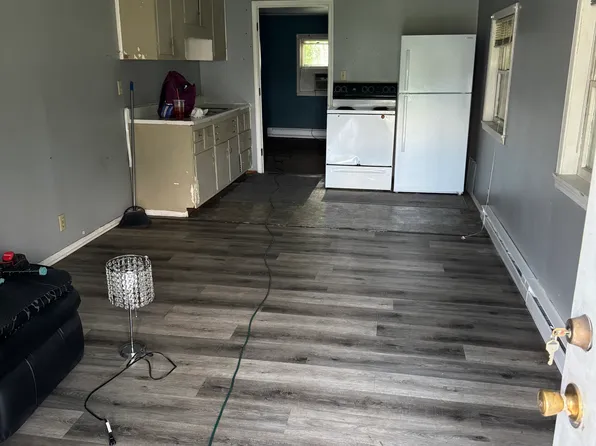 1904 W Jackson St APT 4, Muncie, IN 47303