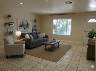 10517 50th St, Jurupa Valley, CA 91752