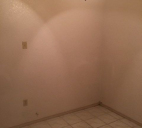 4th image of 805 Paloma Ct