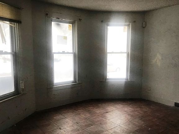 5th image of 1576 Brinckerhoff Ave