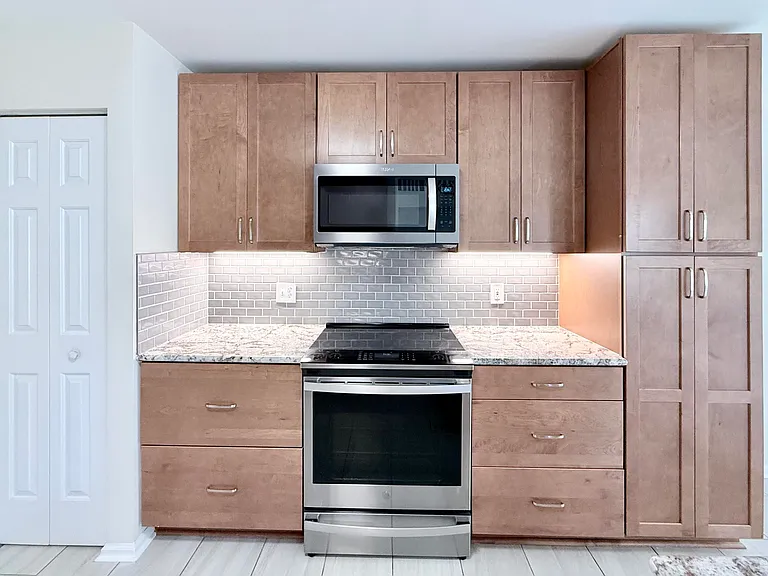 2729 E Shoreham St — Photo 11