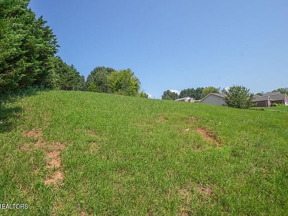 4th image of 1566 Crestridge Dr