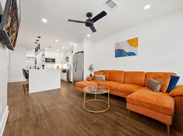 1603 Ezra Church Dr NW