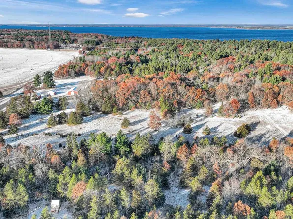 1704 Badger Avenue, Nekoosa, WI 54457