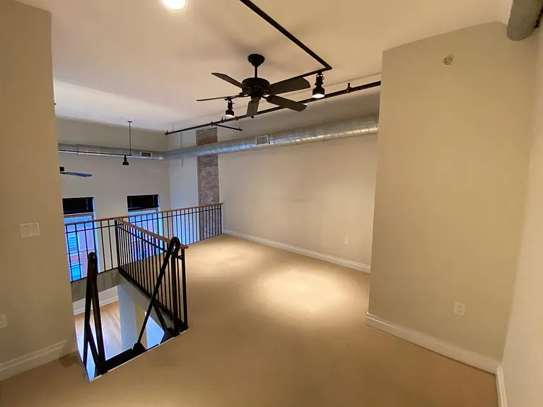 338 Grove St #4A — Photo 2