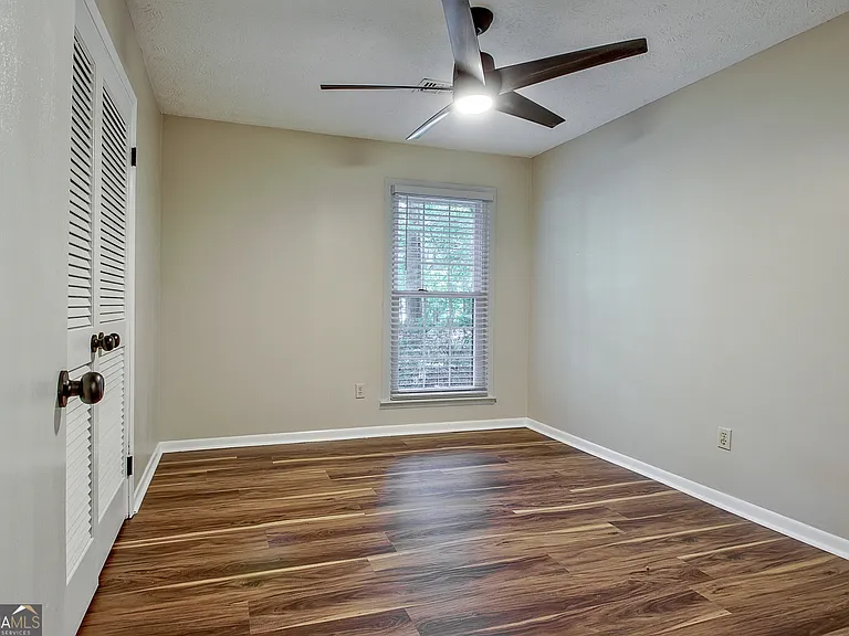 11 Logwood Ln — Photo 16
