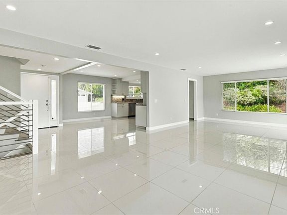 4th image of 29438 Whitley Collins Dr