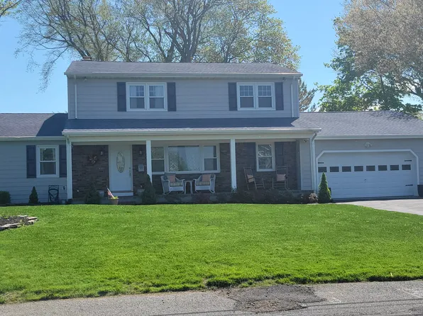 50 Algonquin Ave, Oceanport, NJ 07757