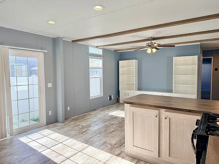 257 Clements Way — Photo 8