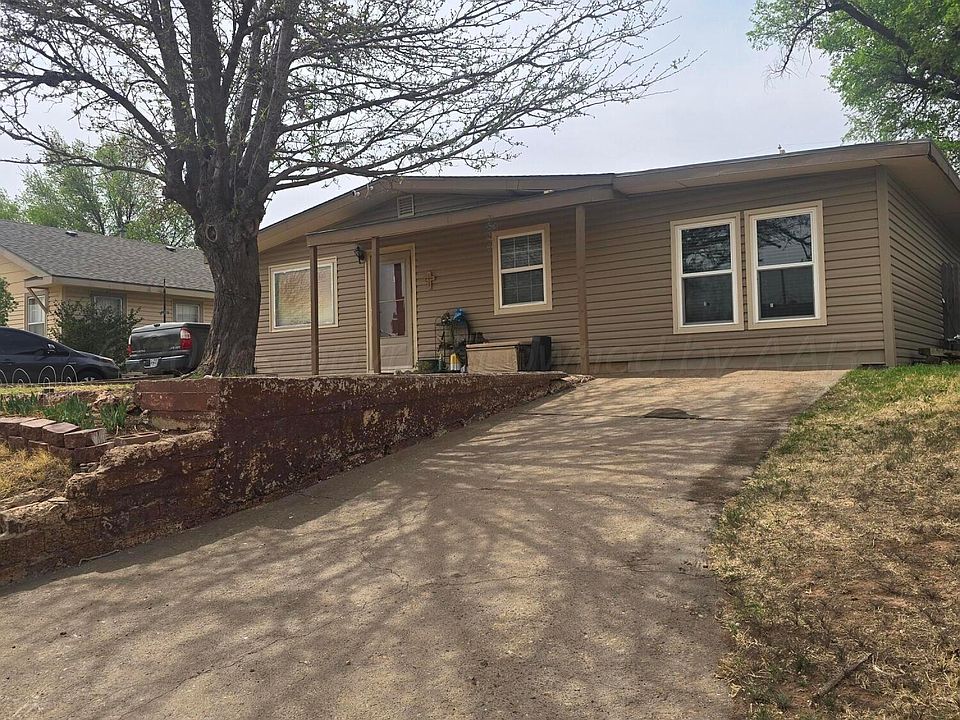1st image of 210 Brown St
