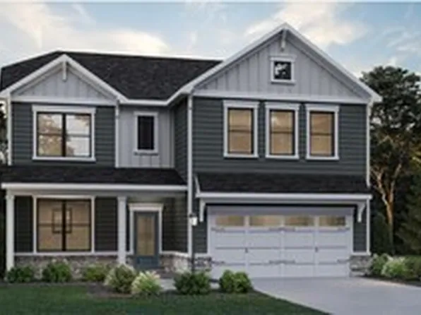 120 Imperial Dr, Zelienople, PA 16063